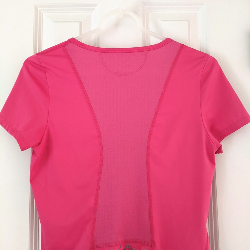 Lucy Pink Short Sleeve Workout Tee - Picture 4 of 7